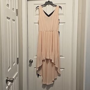 Blush high-low dress never worn